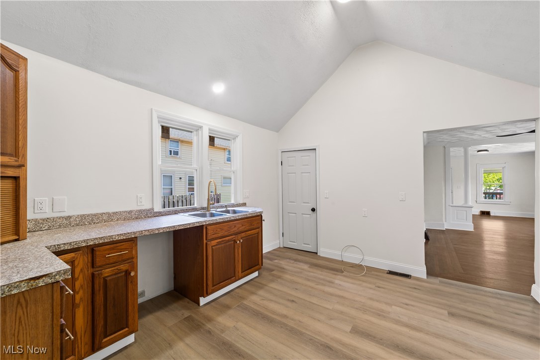 607 W 22nd Street