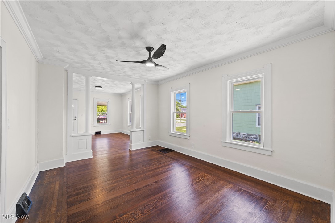 607 W 22nd Street