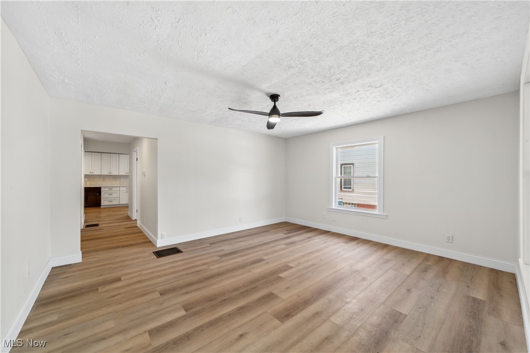 210 W 39th Street