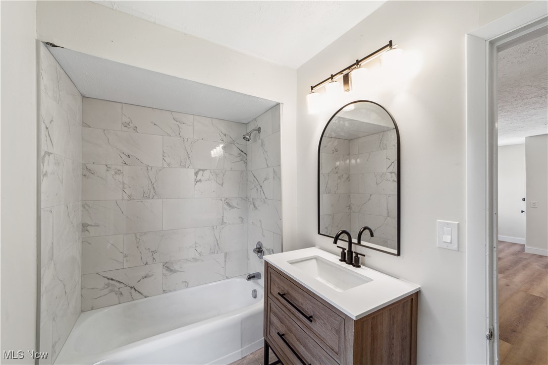 210 W 39th Street