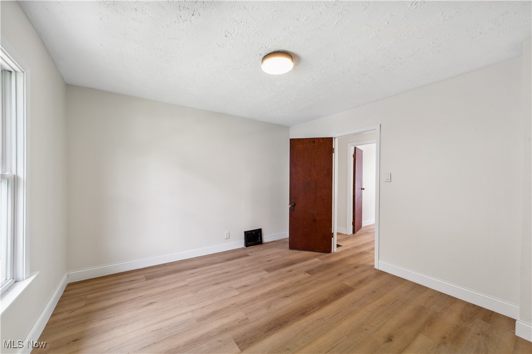210 W 39th Street