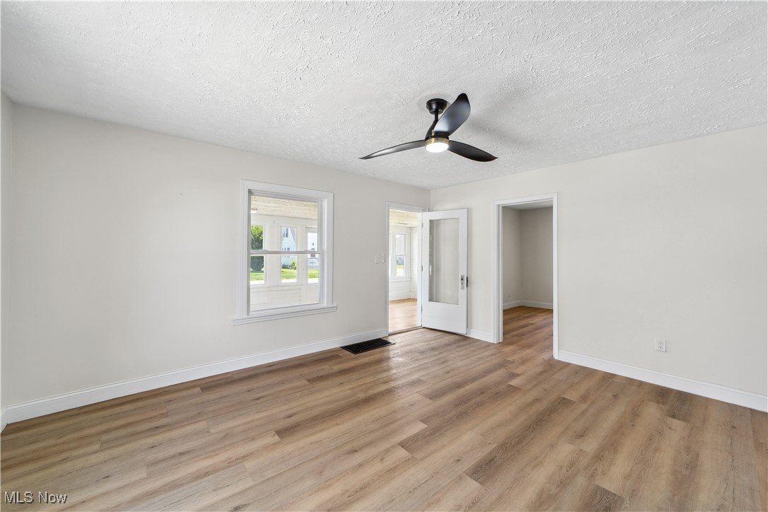 210 W 39th Street