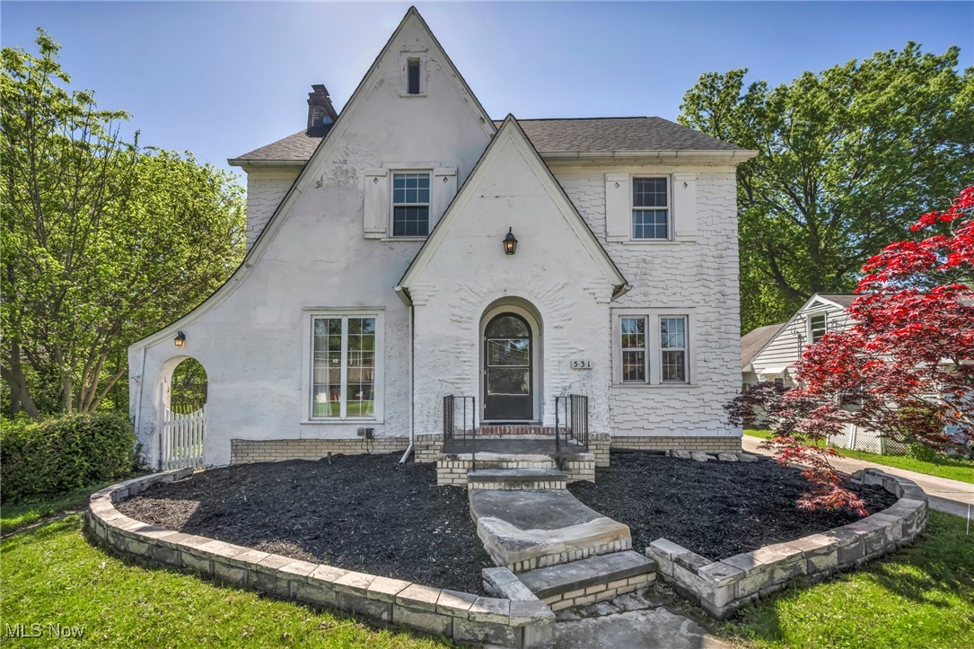 531 Lindbergh Boulevard