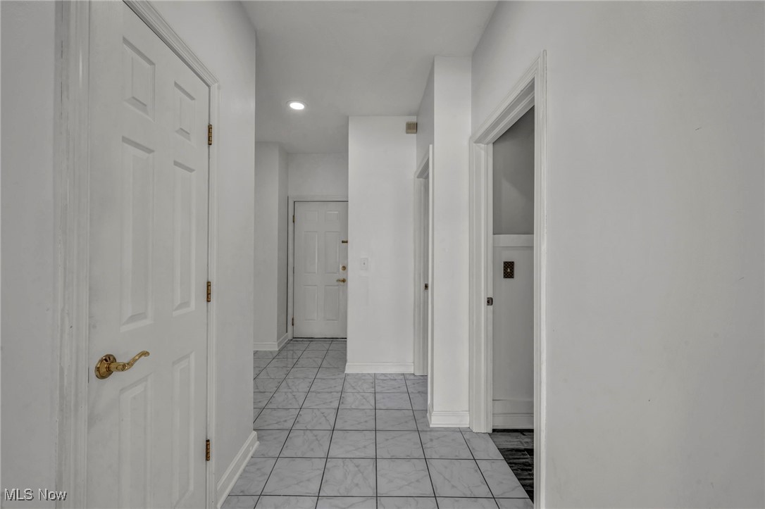 25726 Laura Lane