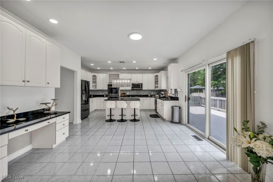 25726 Laura Lane