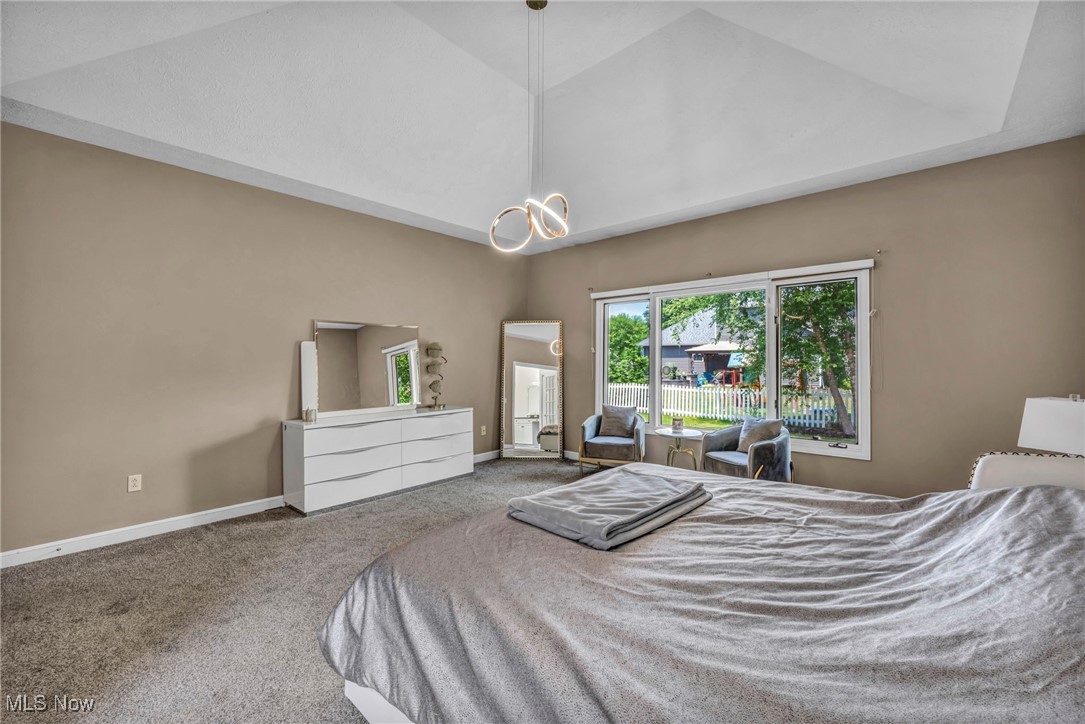 25726 Laura Lane