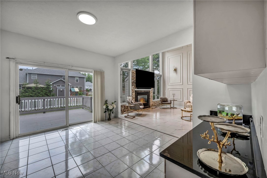 25726 Laura Lane