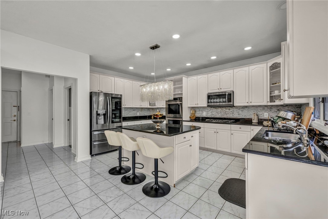 25726 Laura Lane