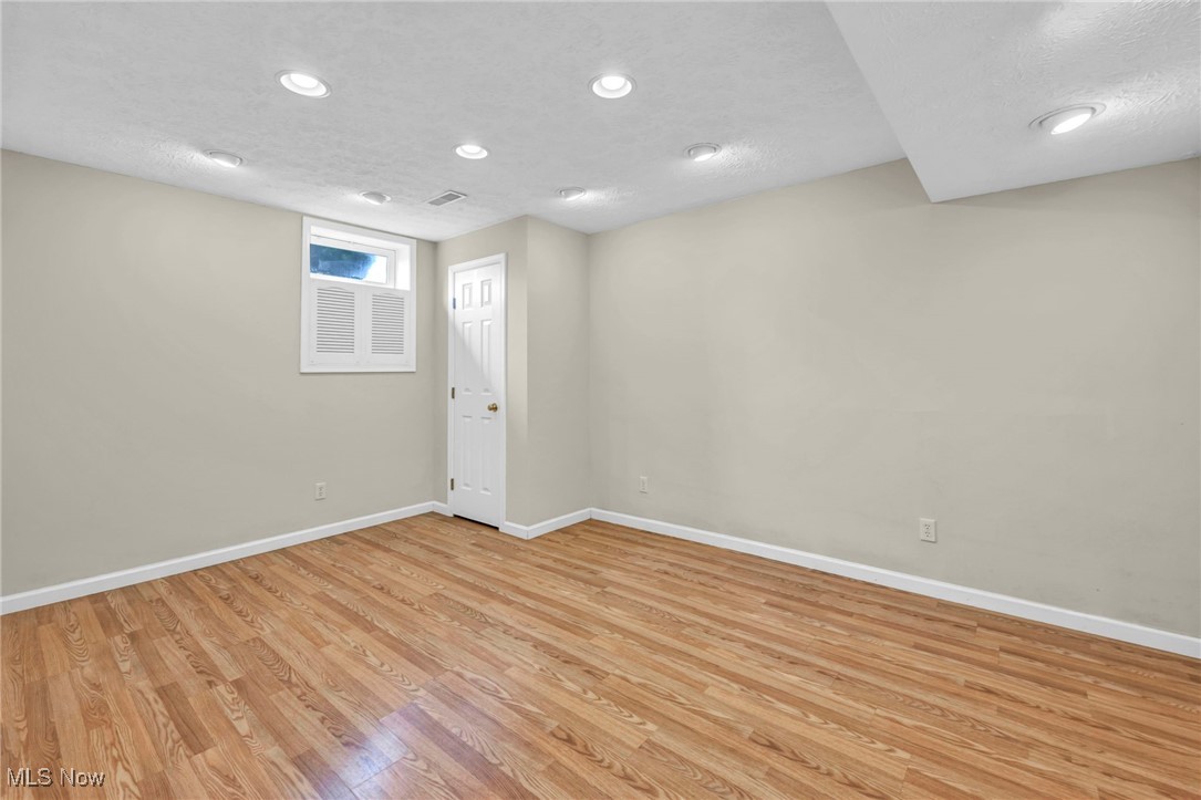1028 Woodfield Lane