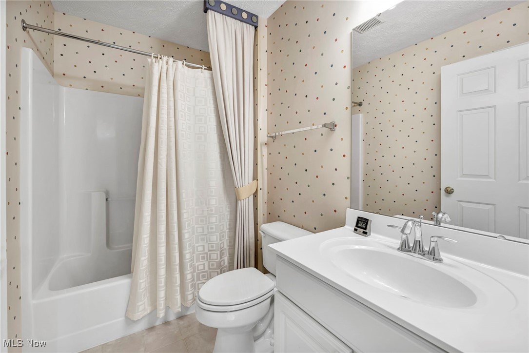 1028 Woodfield Lane