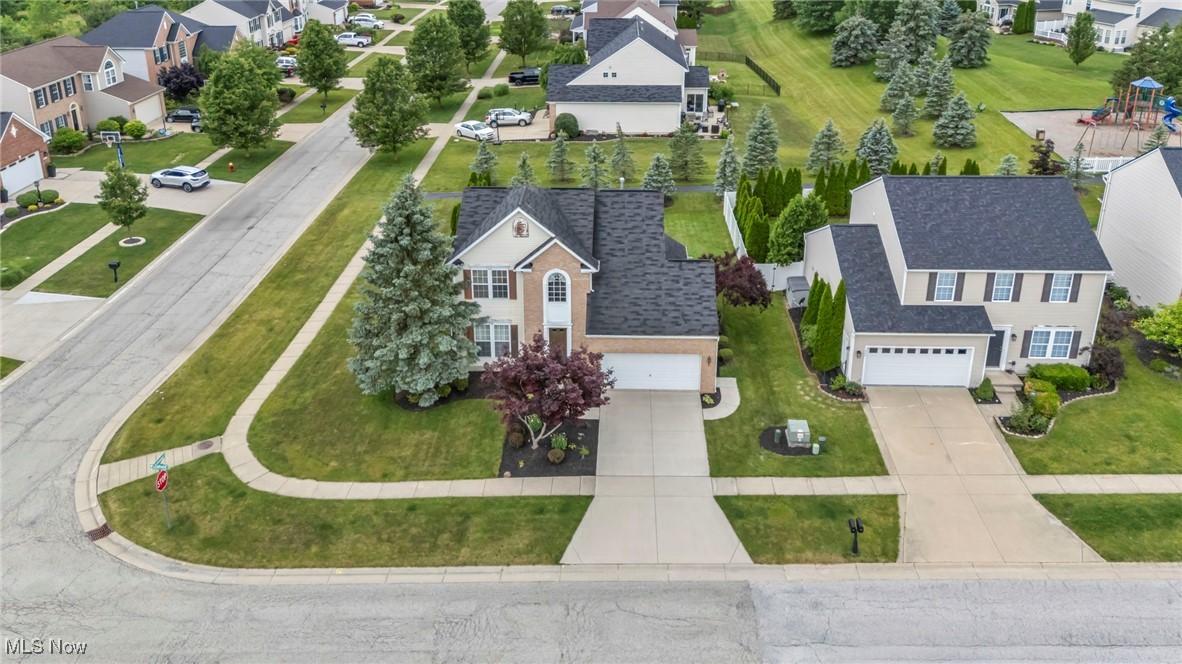 1028 Woodfield Lane
