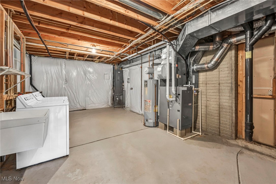1028 Woodfield Lane