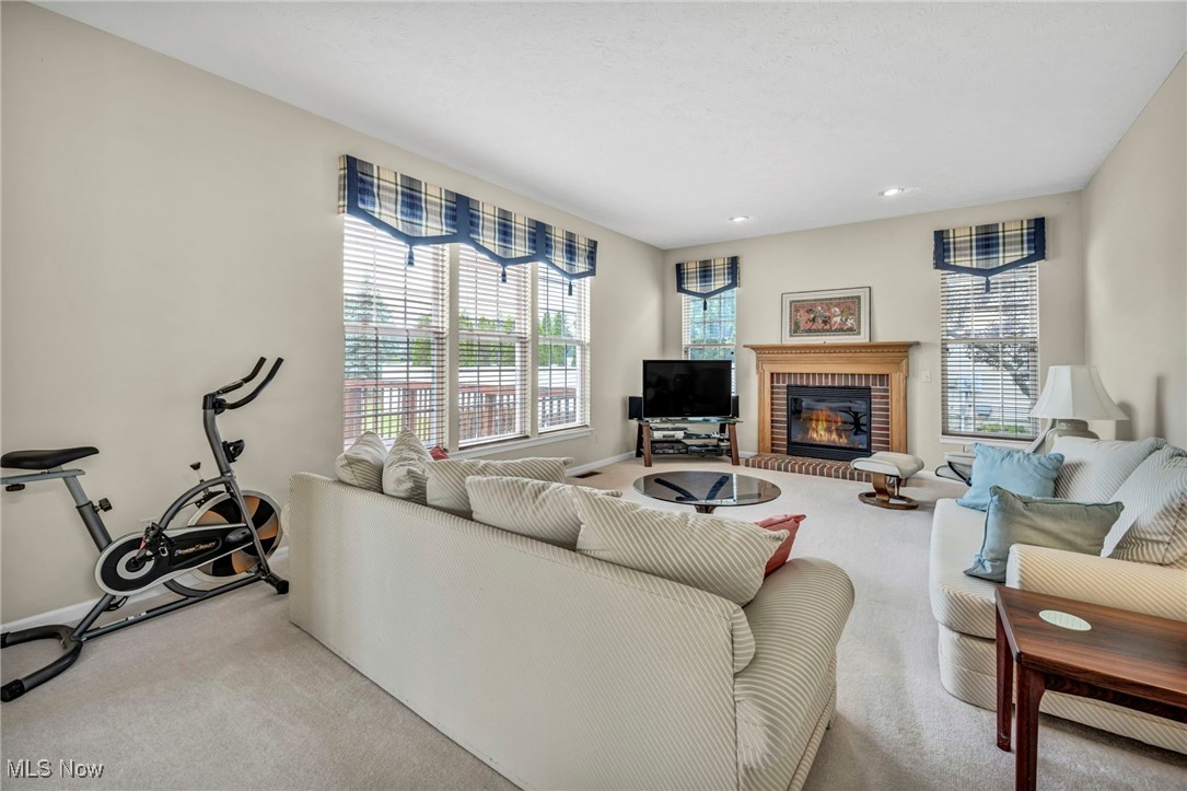 1028 Woodfield Lane