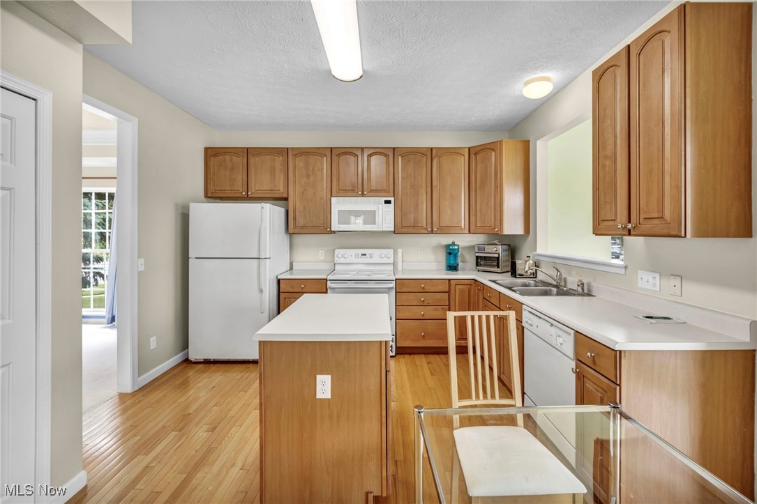 1028 Woodfield Lane