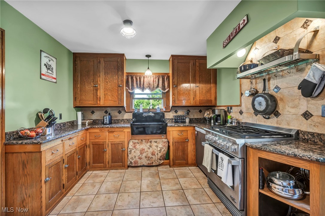 7550 Mayfield Road