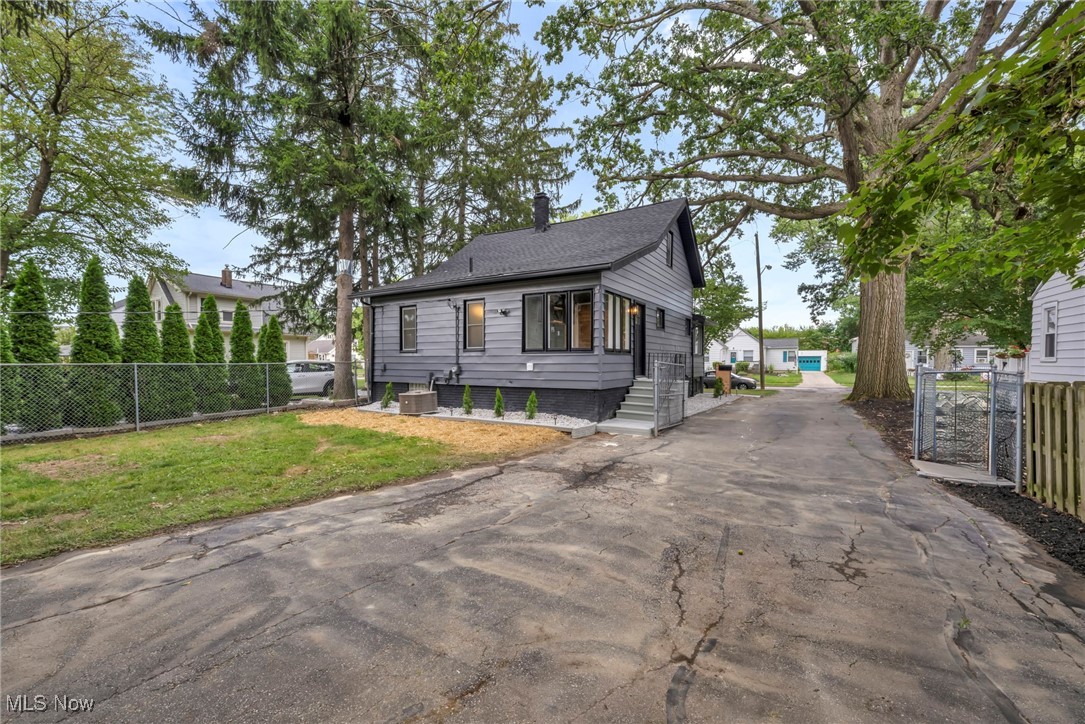 4252 W 223rd Street