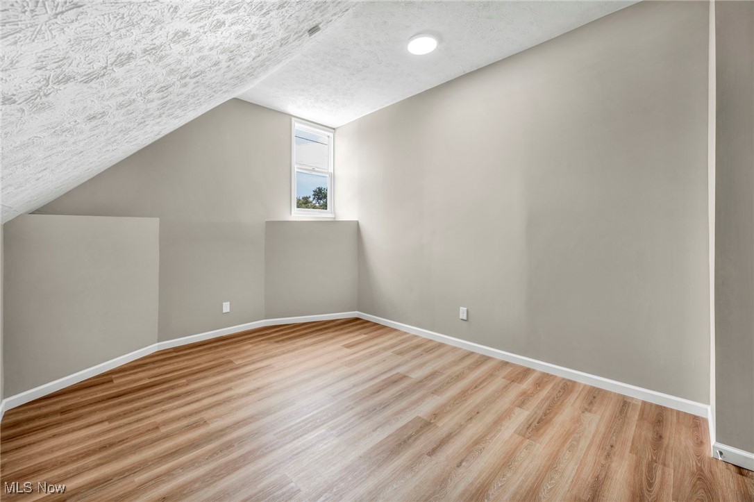 2258 E 76th Street