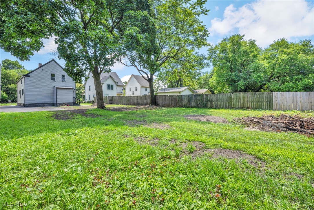 2258 E 76th Street