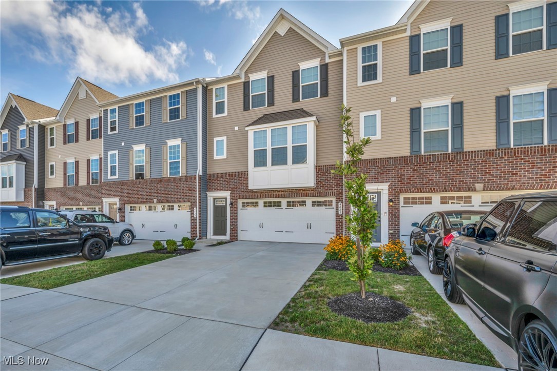 4021 N Steels Circle
