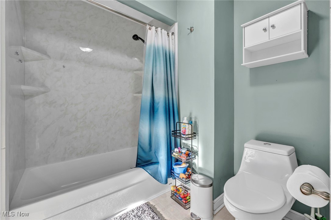 1052 Salem Court