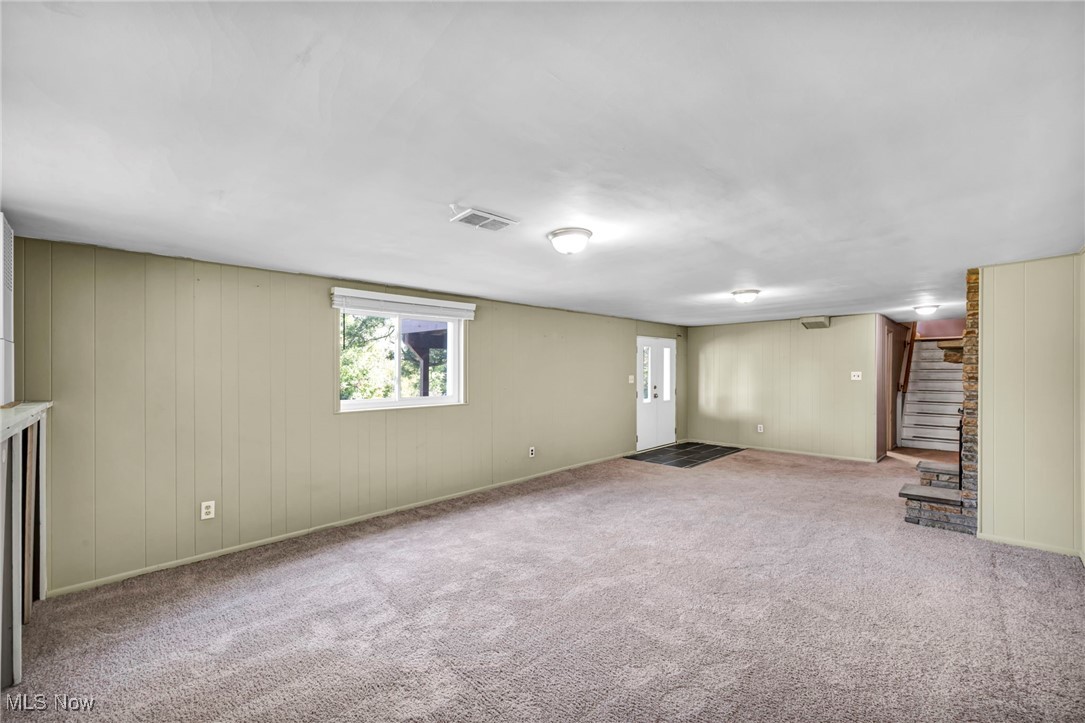 4523 Oakes Road