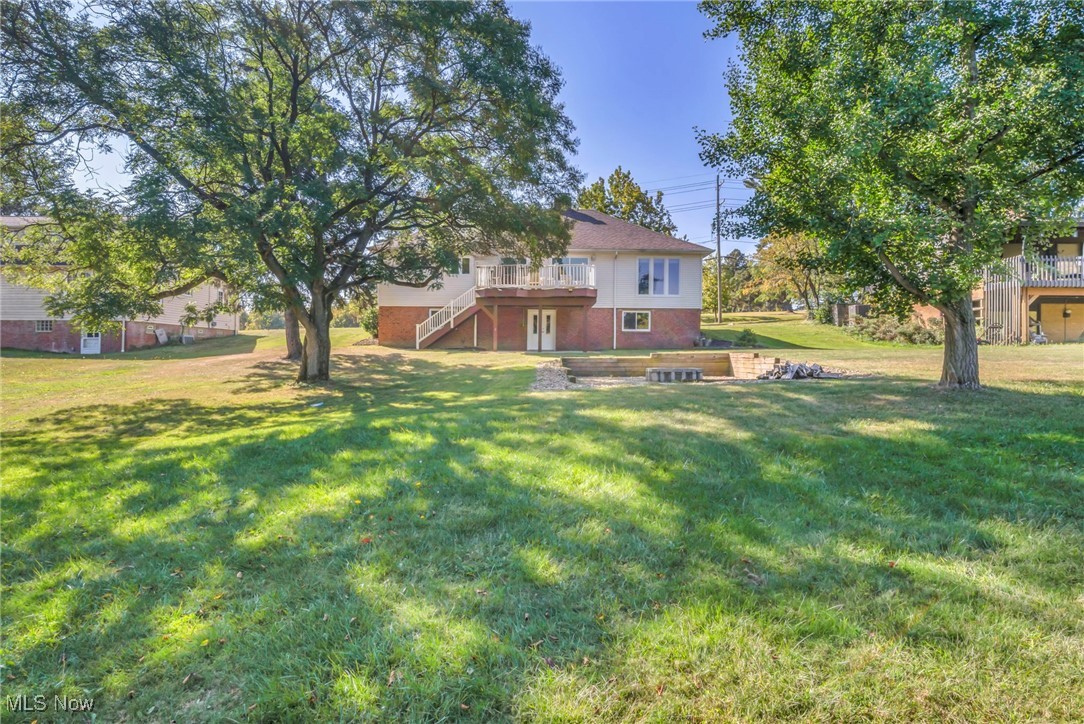 4523 Oakes Road