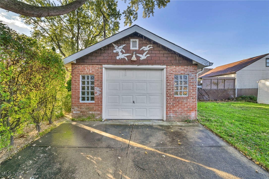 8017 Ackley Road
