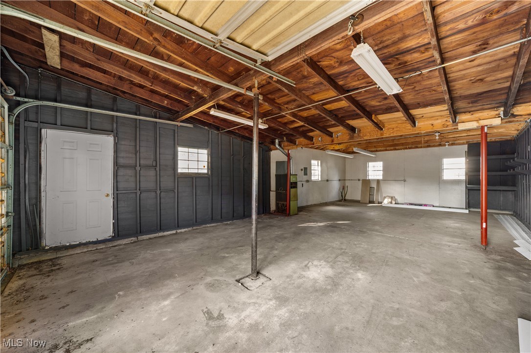 3918 W 160th Street