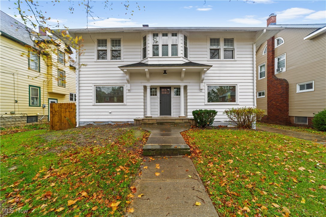 1161 W 8th Street