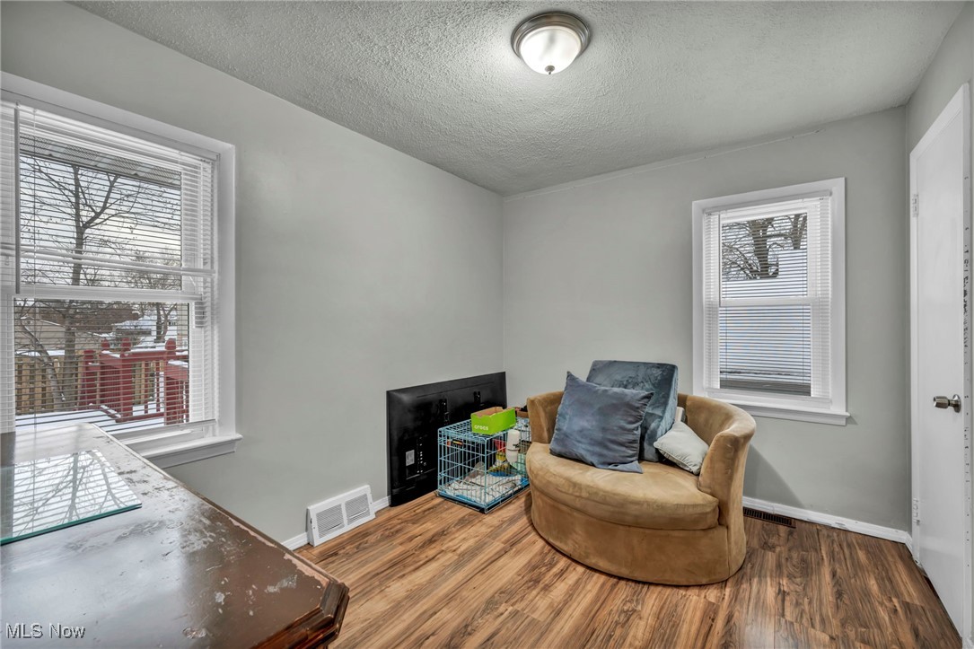 14 Ennis Avenue