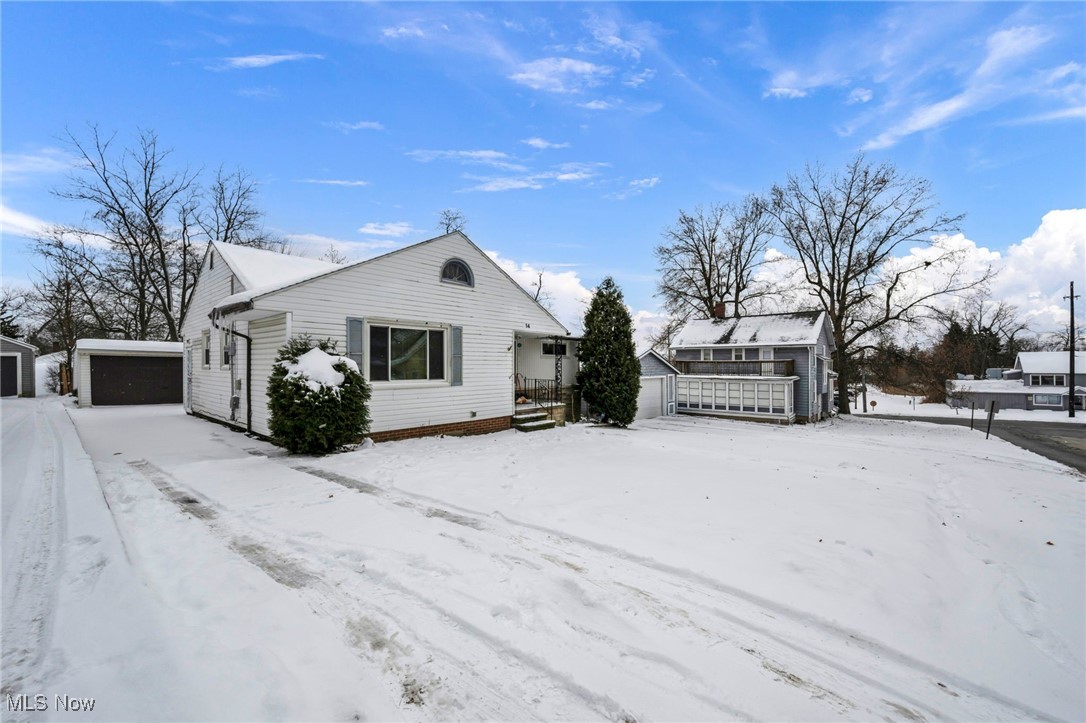 14 Ennis Avenue