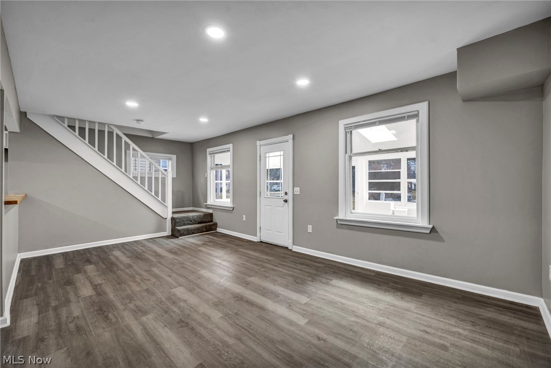 295 E 238th Street
