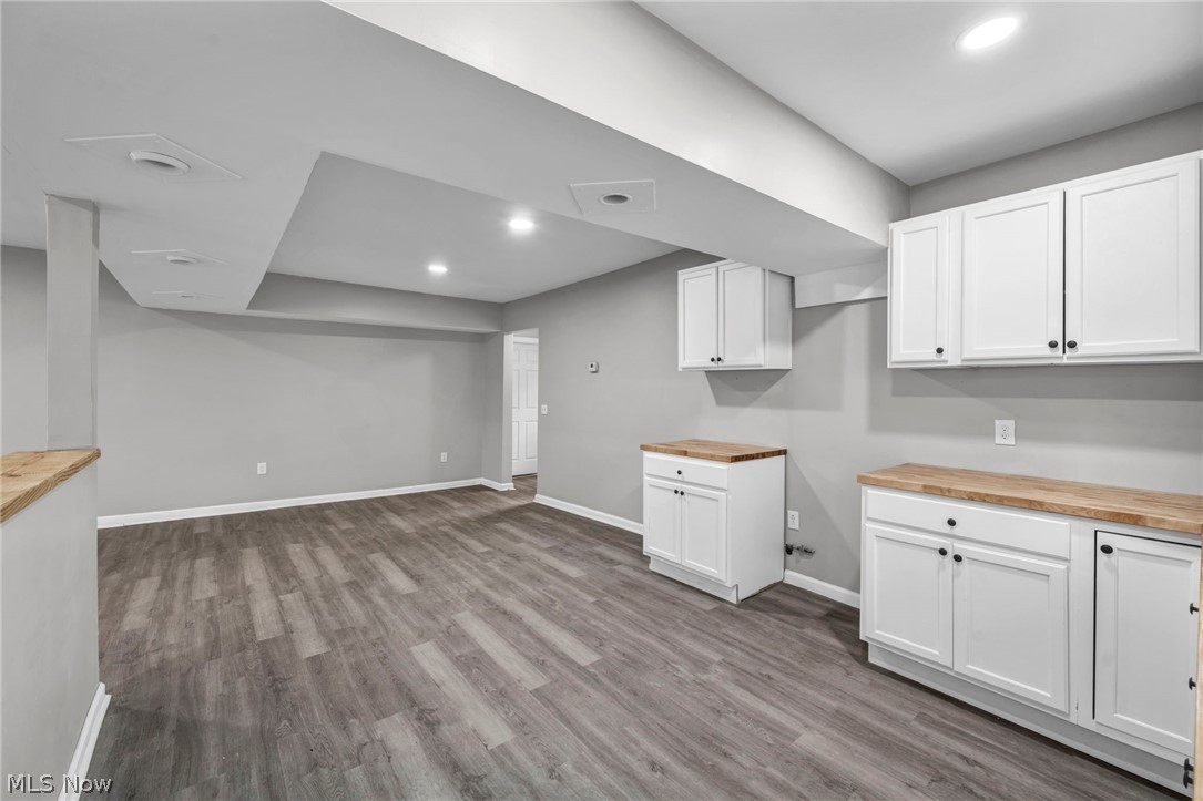 295 E 238th Street