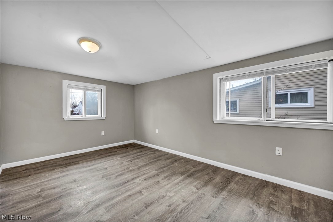 295 E 238th Street