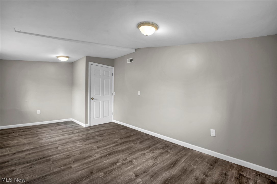 295 E 238th Street