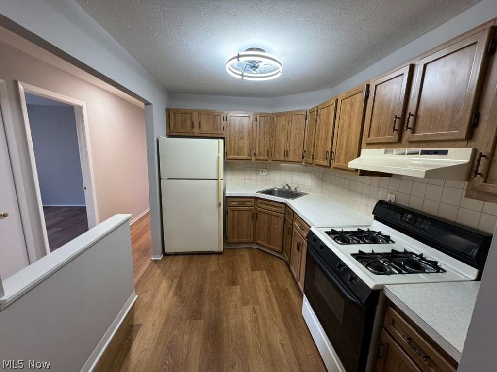 3675 Clague Road 302