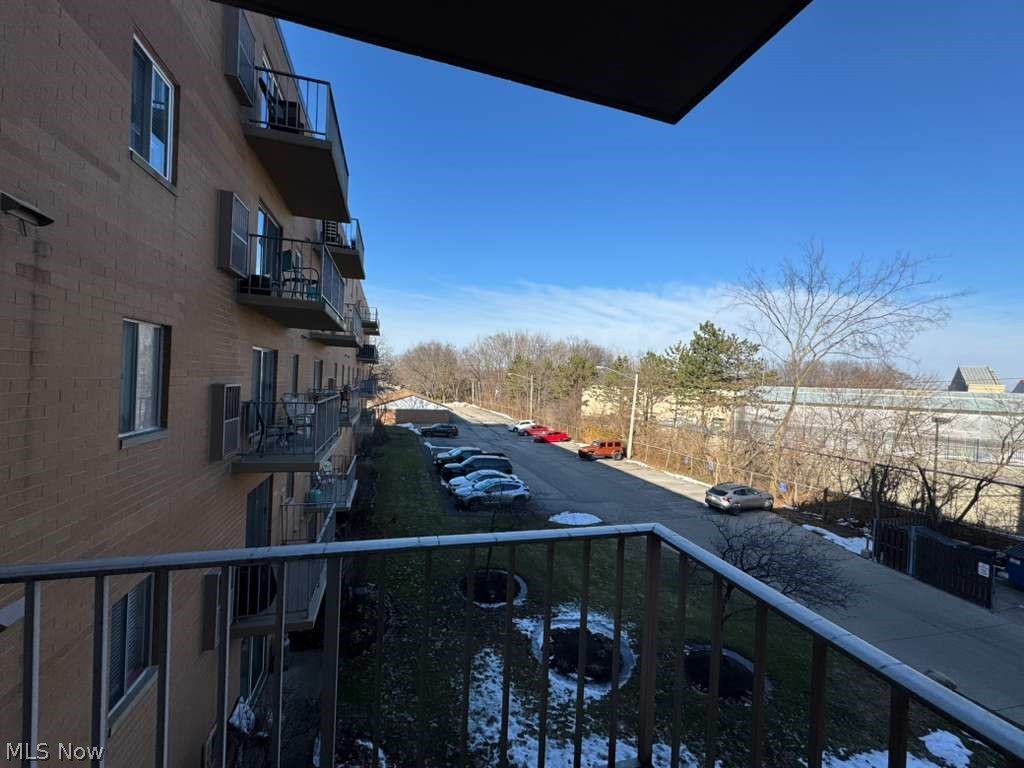 3675 Clague Road 302