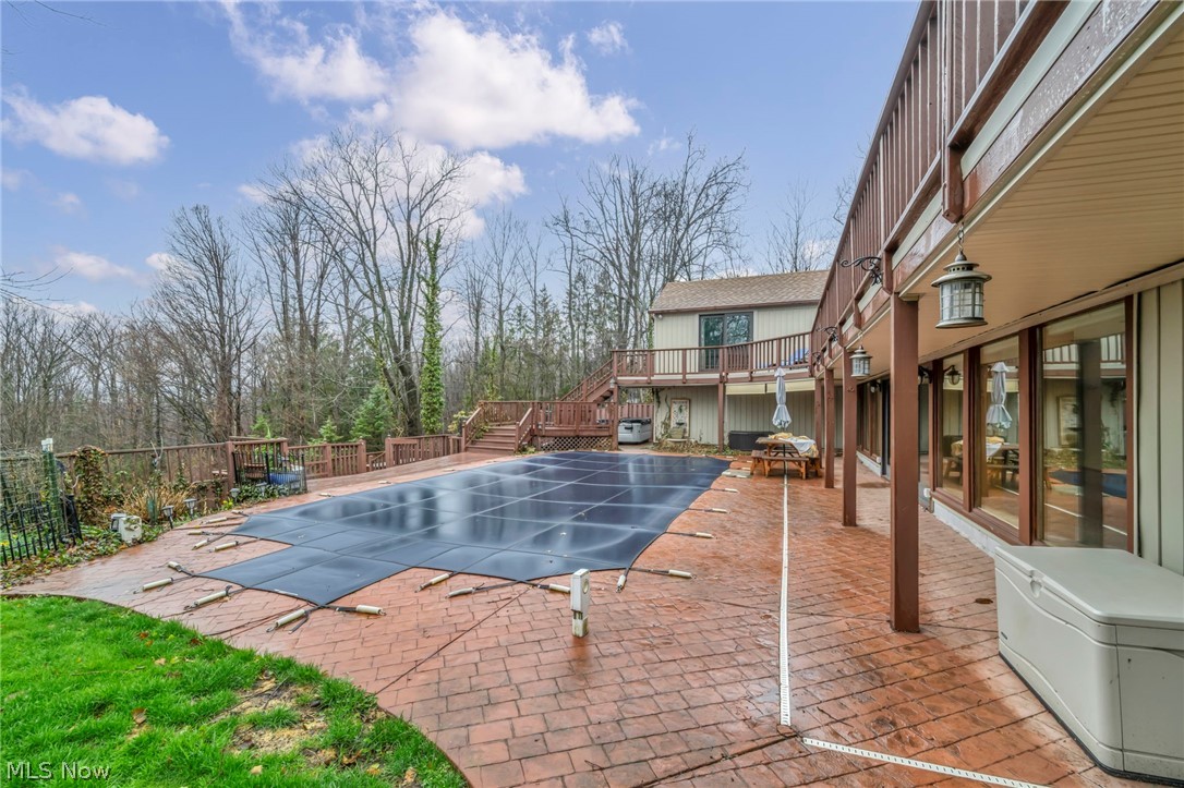 160 River Road