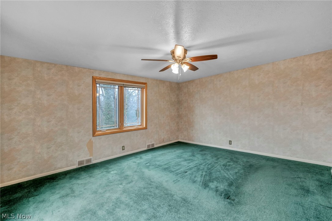 160 River Road