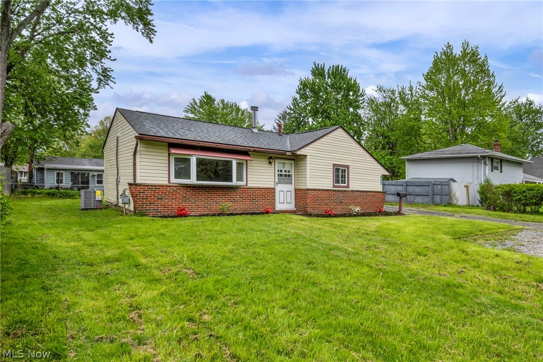5949 Jaycox Road