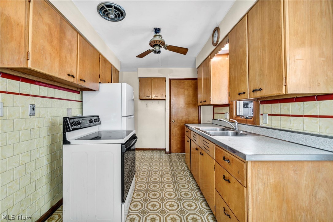 3323 Dellwood Drive