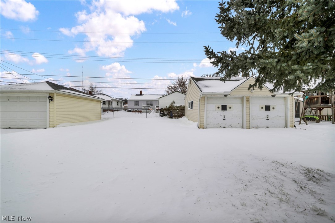 3323 Dellwood Drive