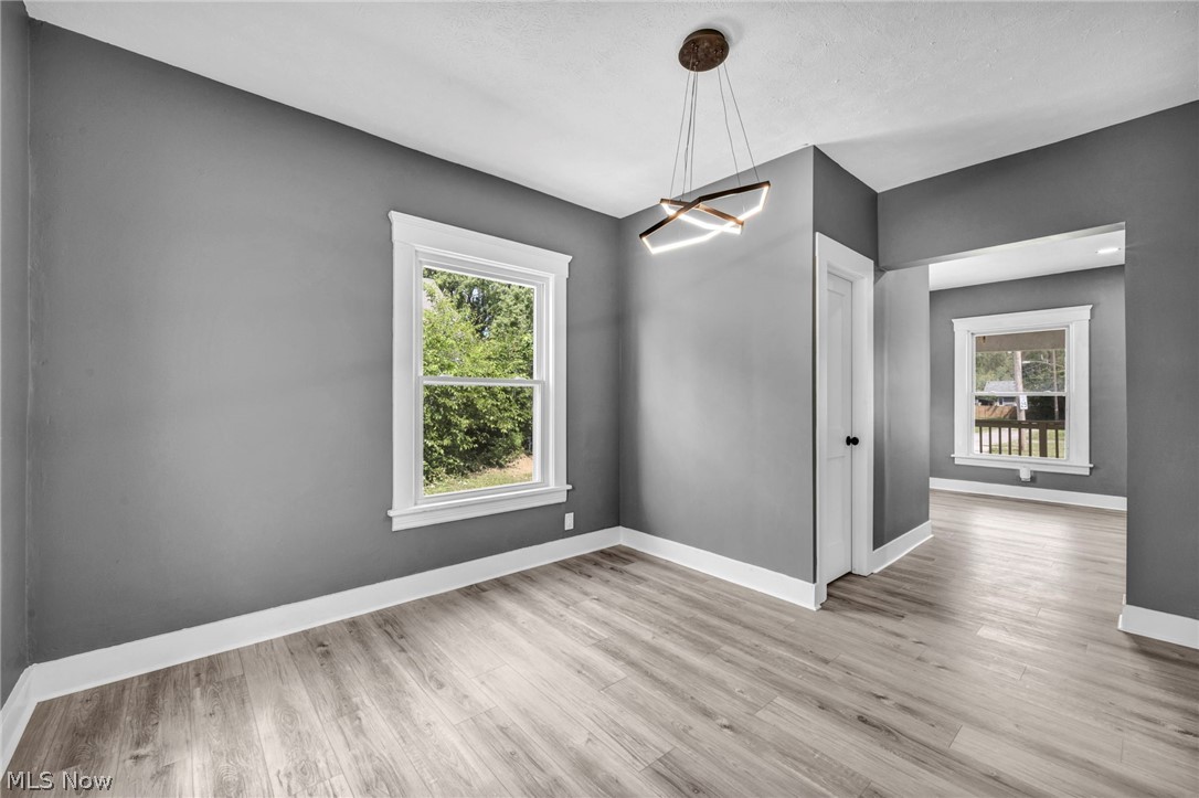 1009 W 10th Street