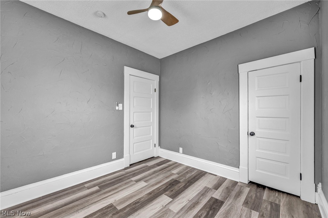 1009 W 10th Street