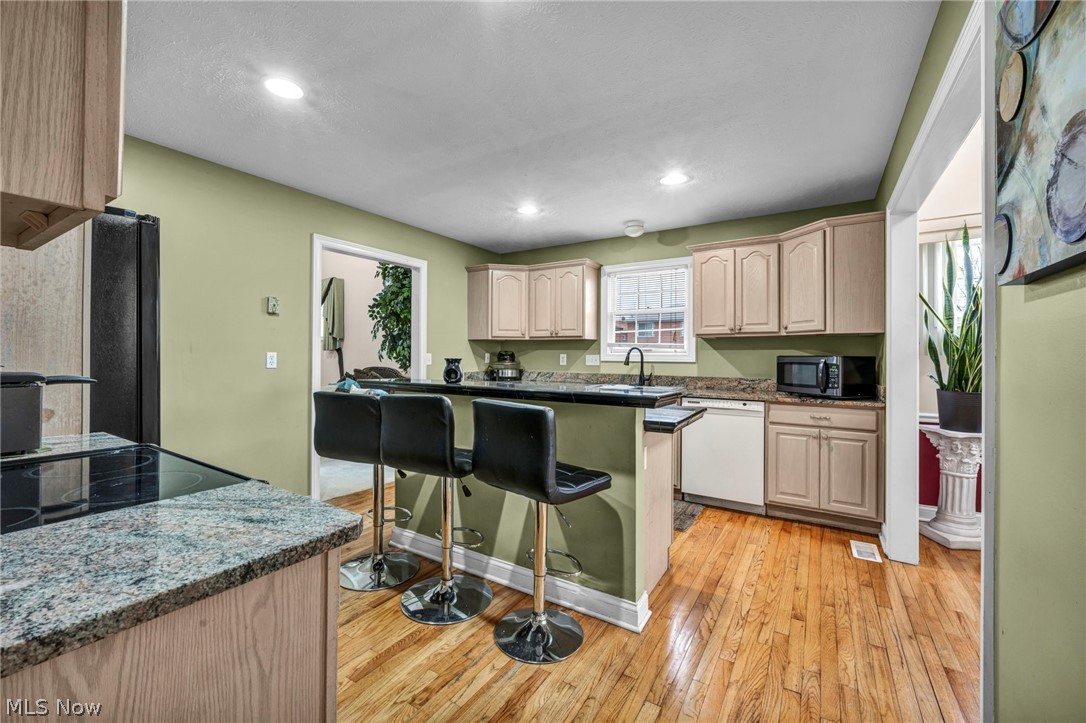 177 E 192nd Street