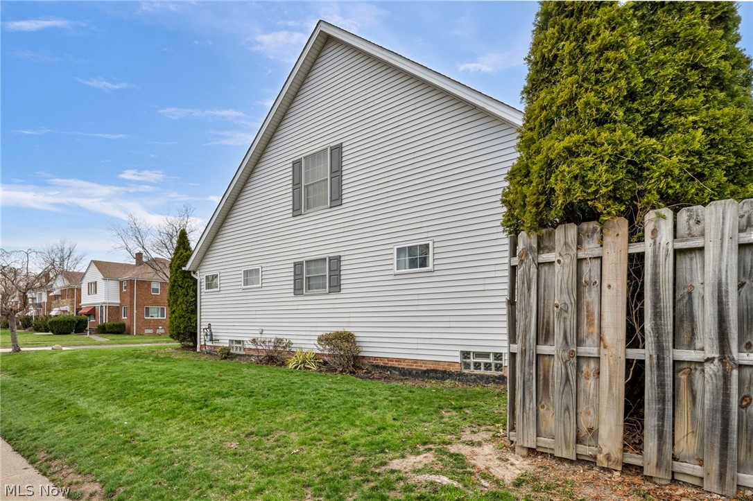 177 E 192nd Street