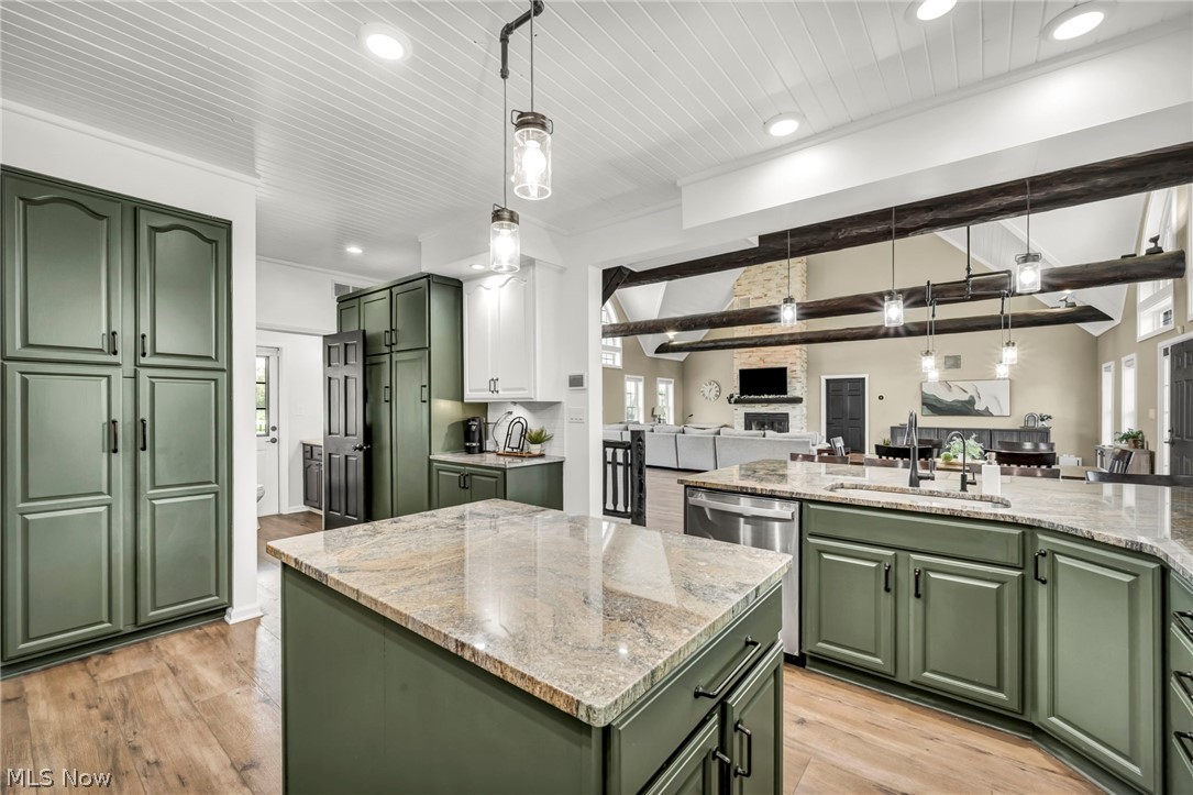 5166 Rolling Ridge Drive