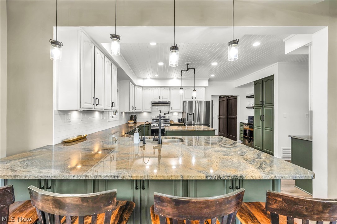 5166 Rolling Ridge Drive