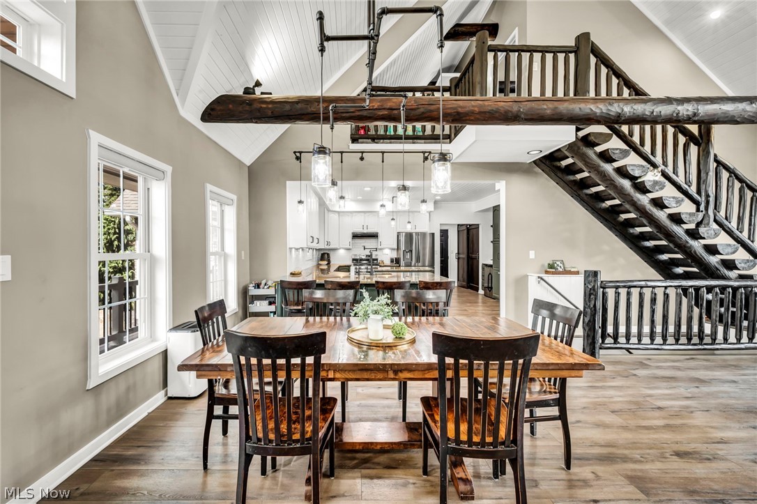 5166 Rolling Ridge Drive