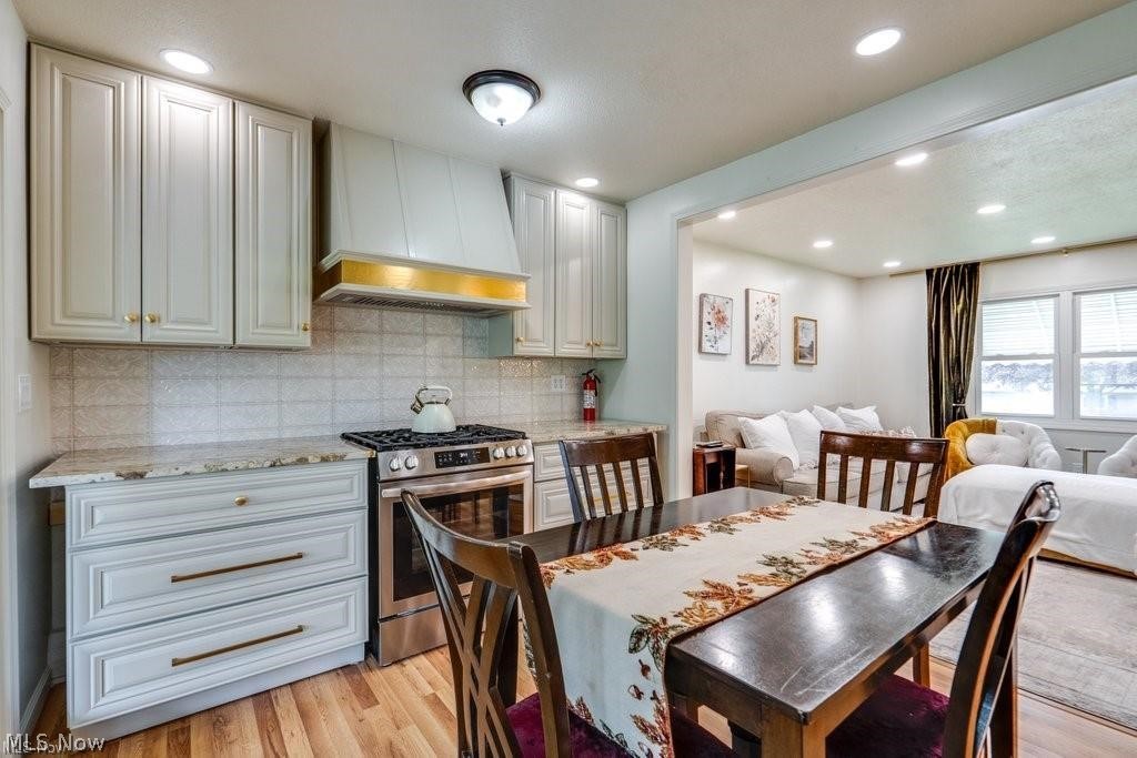 371 Washington Circle
